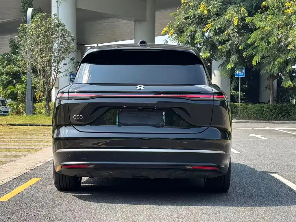 NIO ES8 — миниатюра 5