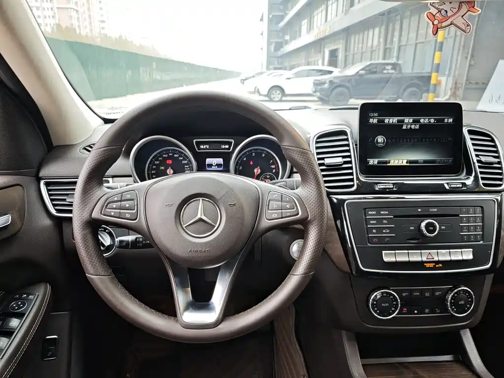 MERCEDES-BENZ GLE