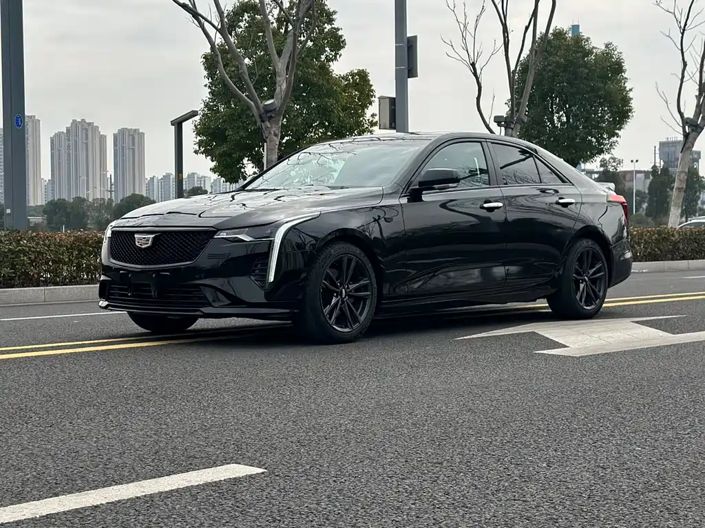 CADILLAC CT4