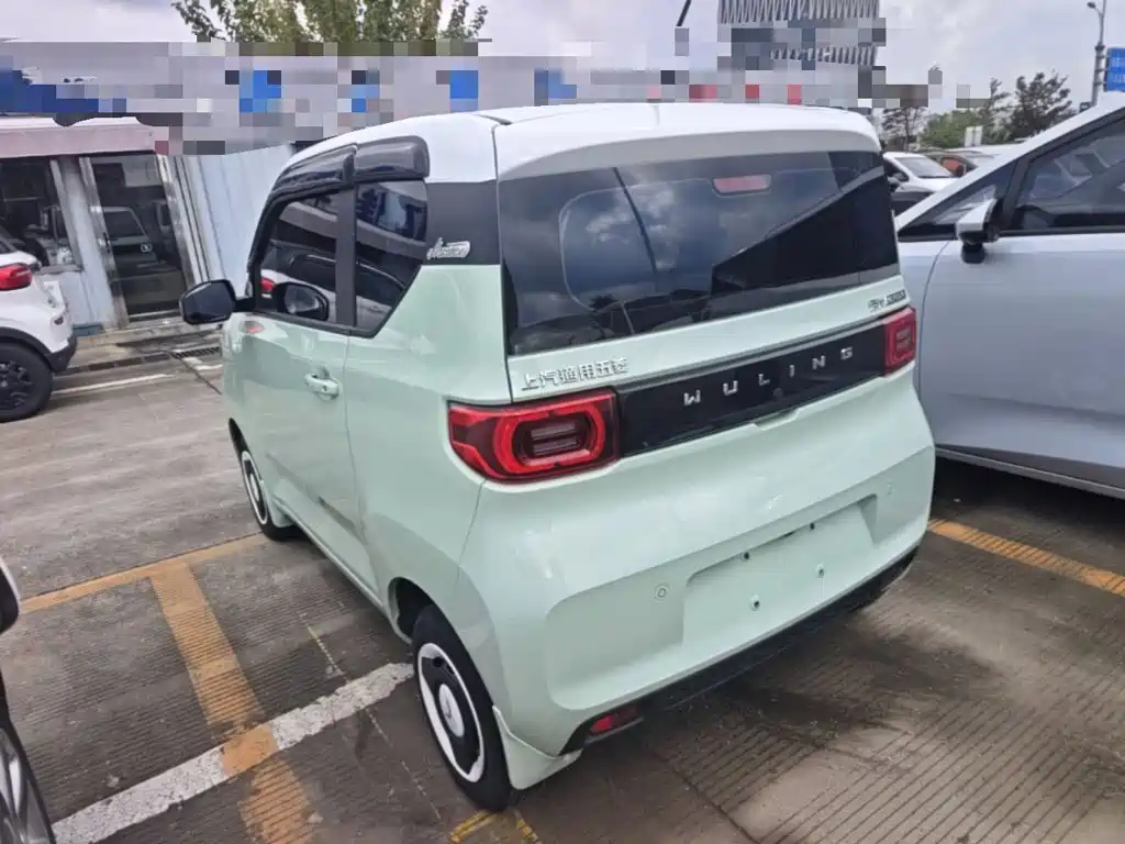 Wuling MINIEV — миниатюра 5