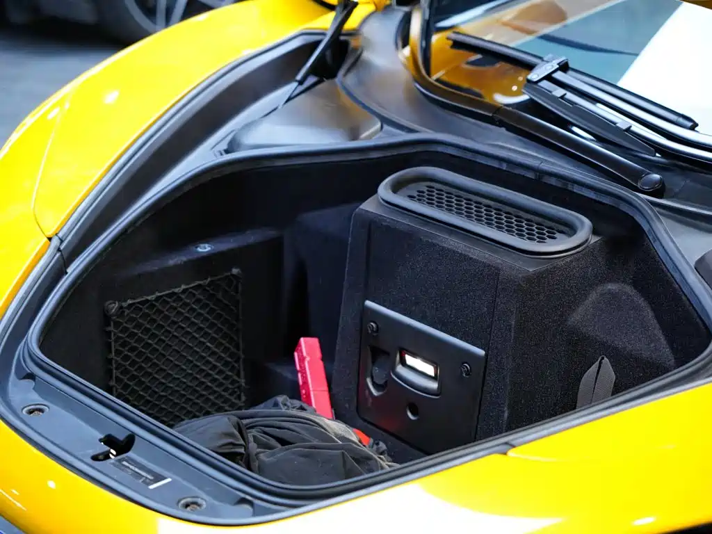 McLaren 720S — миниатюра 29