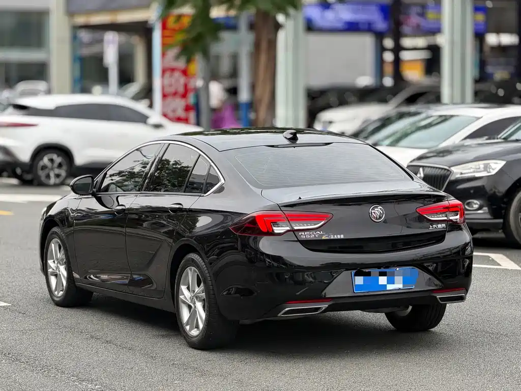 Buick Regal — миниатюра 4