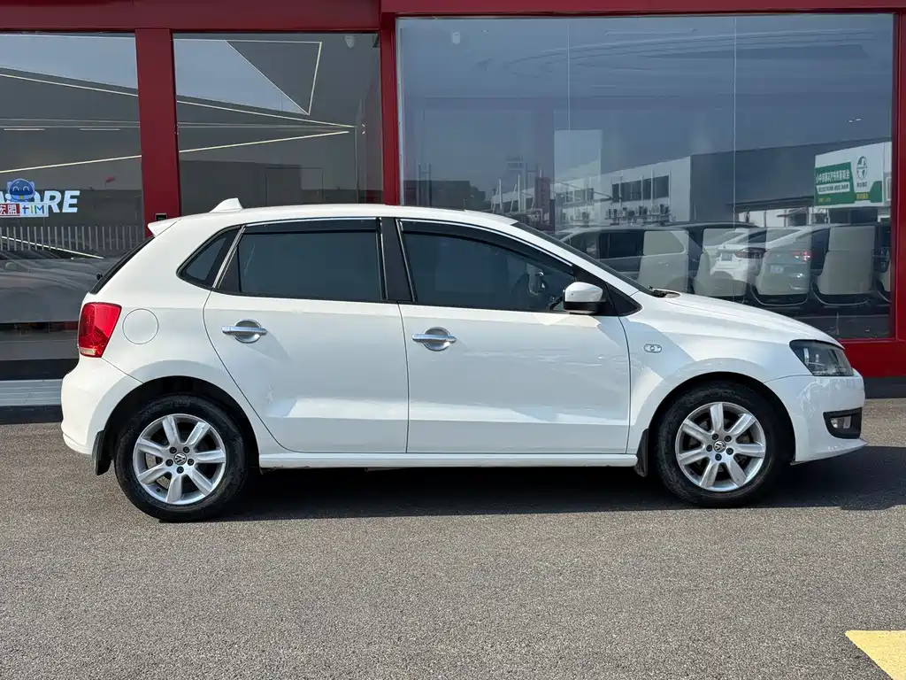 Volkswagen Polo — миниатюра 17