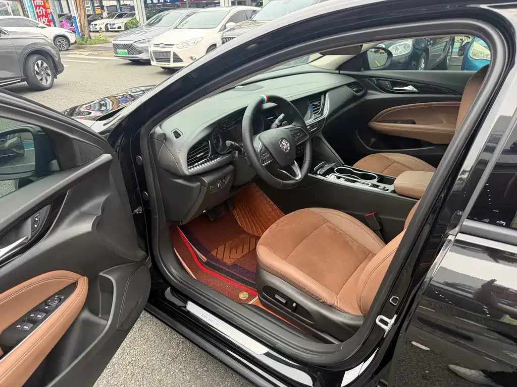 Buick Regal — миниатюра 11
