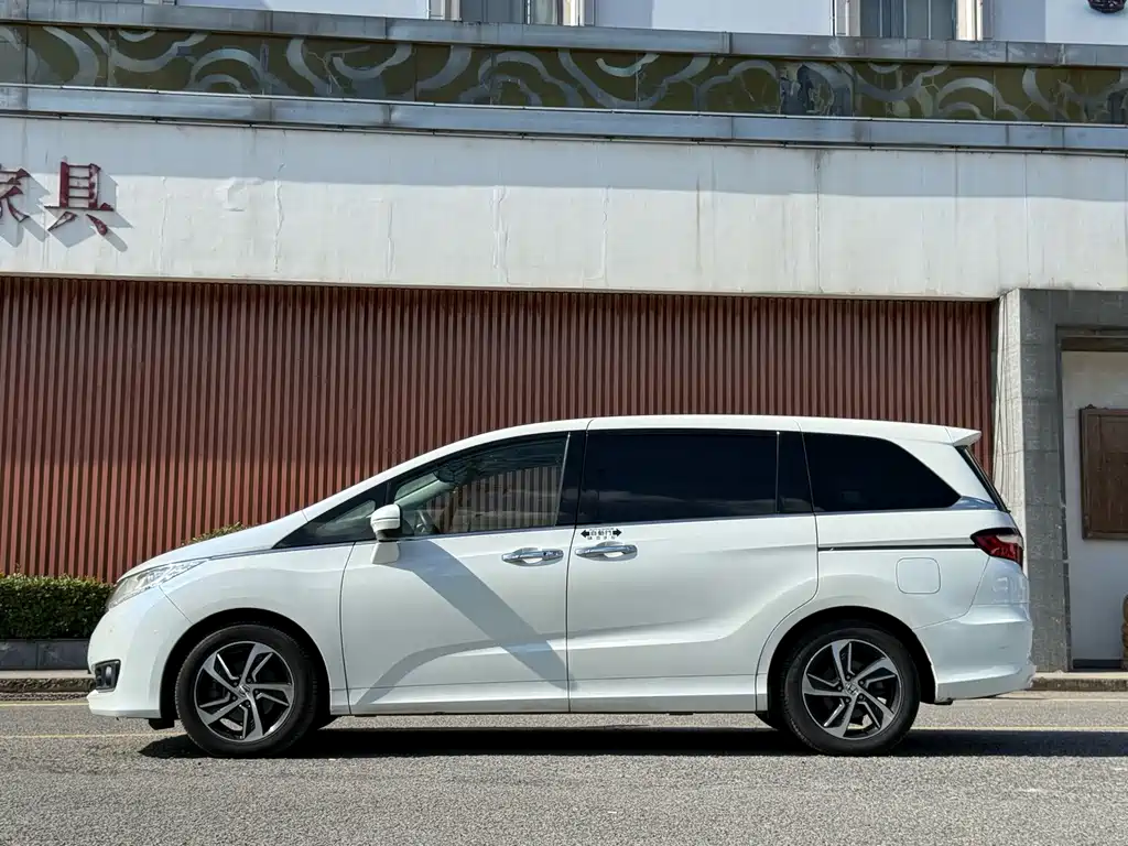 Honda Odyssey — миниатюра 4