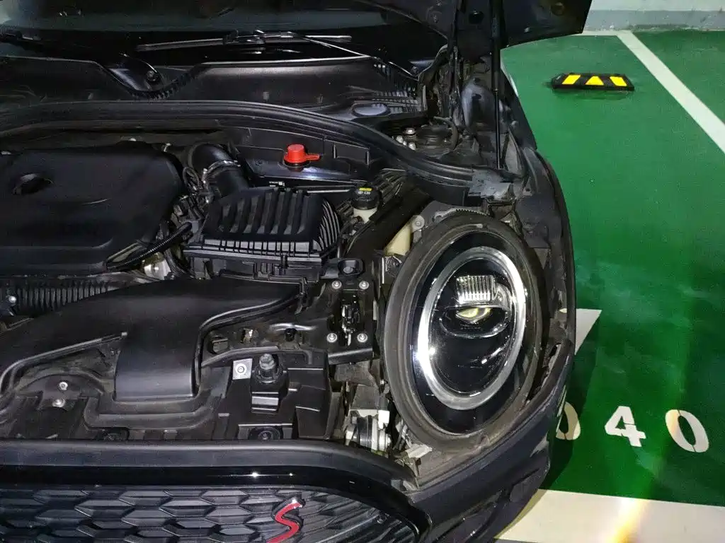 MINI Mini Clubman — миниатюра 21