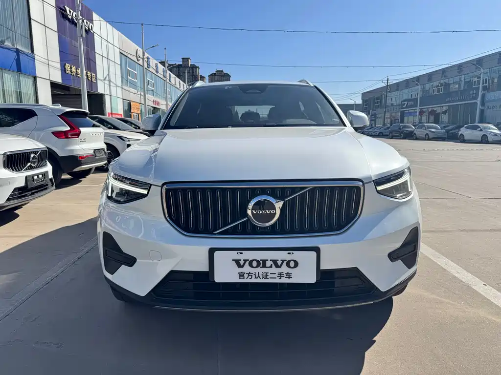 Volvo XC40 — миниатюра 2