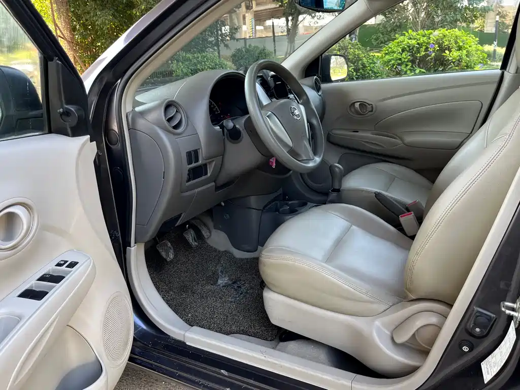 Nissan Sunny — миниатюра 10