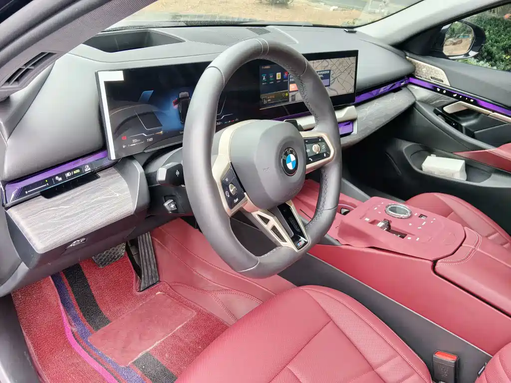 BMW 5 Series — миниатюра 7