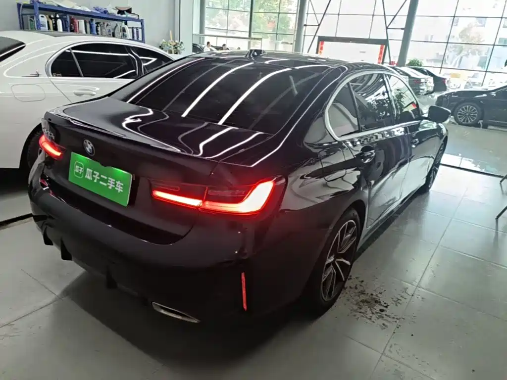 BMW 3 Series — миниатюра 7