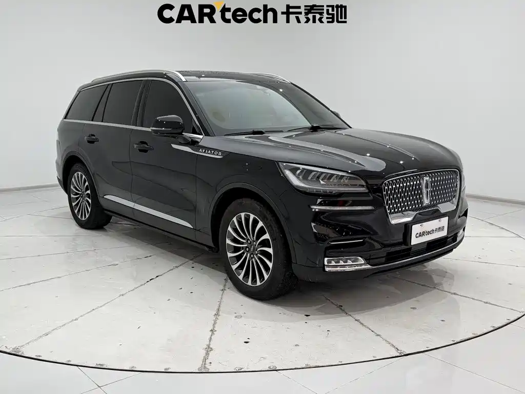 Lincoln Aviator — миниатюра 2