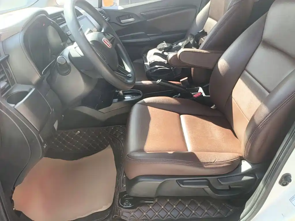 Honda Fit — миниатюра 15