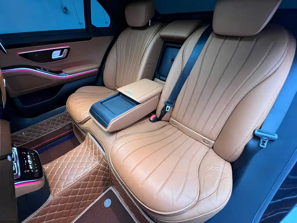 Mercedes-Benz S-Class — миниатюра 12