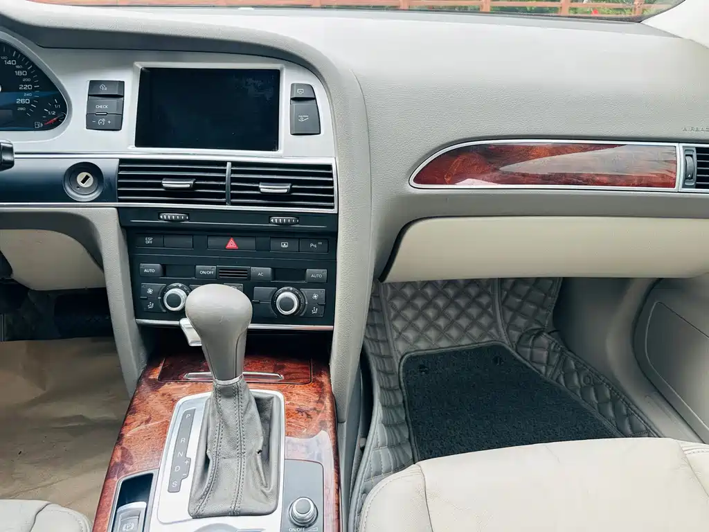 Audi A6L — миниатюра 28
