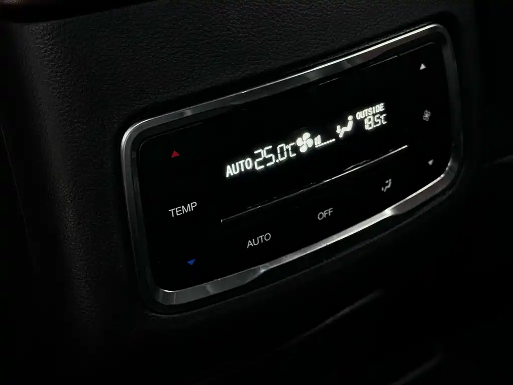 GAC Motor Trumpchi GS8 — миниатюра 27