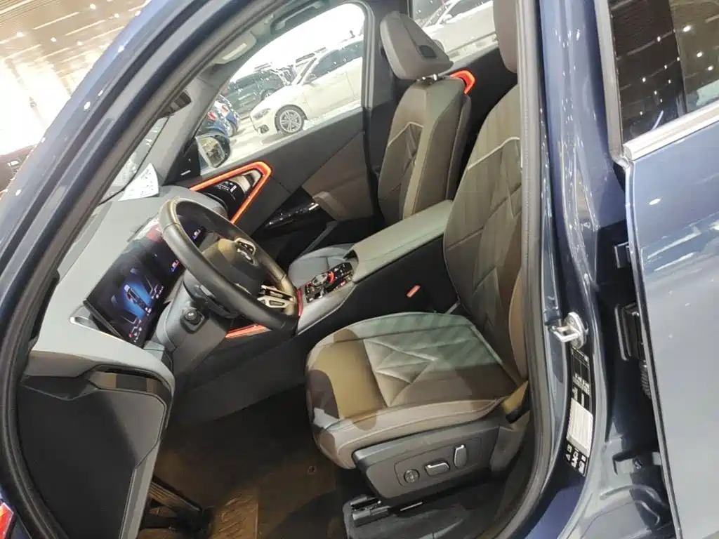 BMW X3 — миниатюра 15