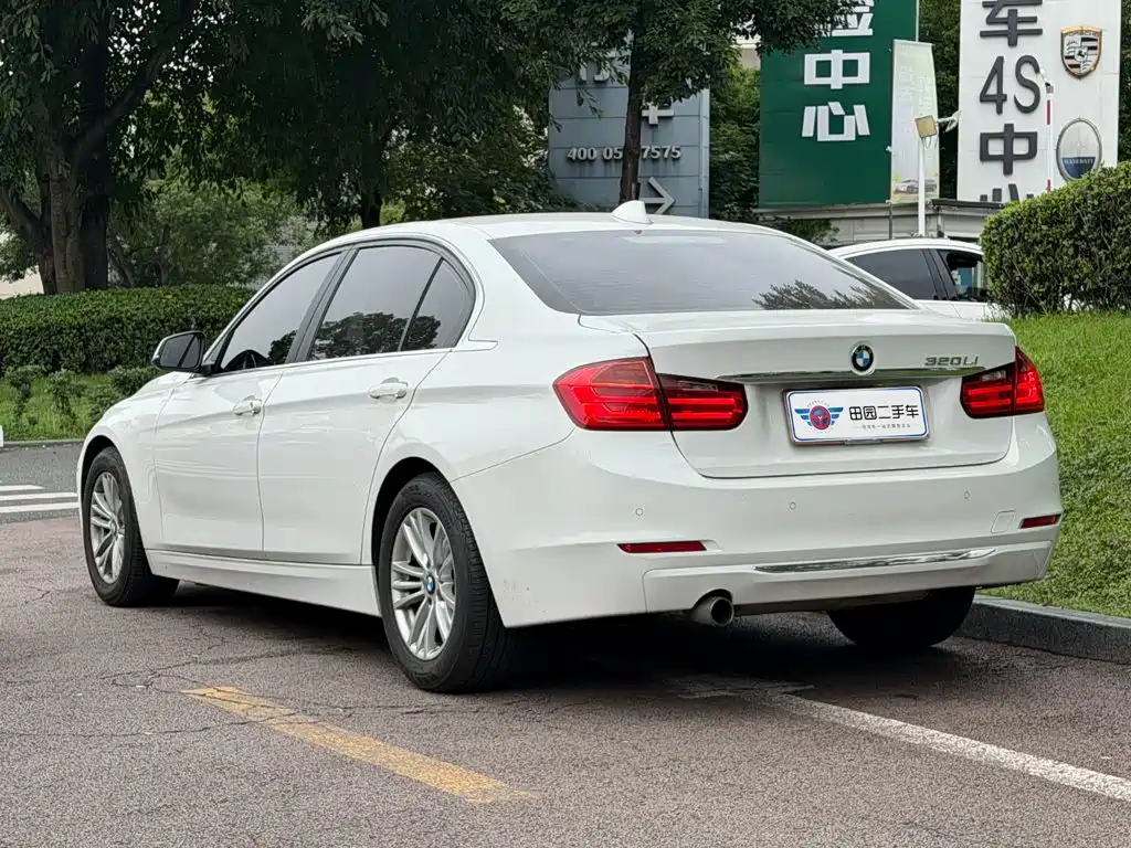 BMW 3 Series — миниатюра 4