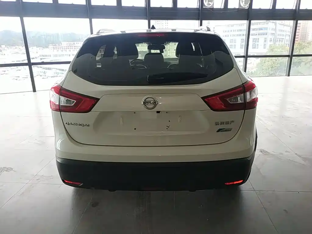 Nissan Qashqai — миниатюра 6