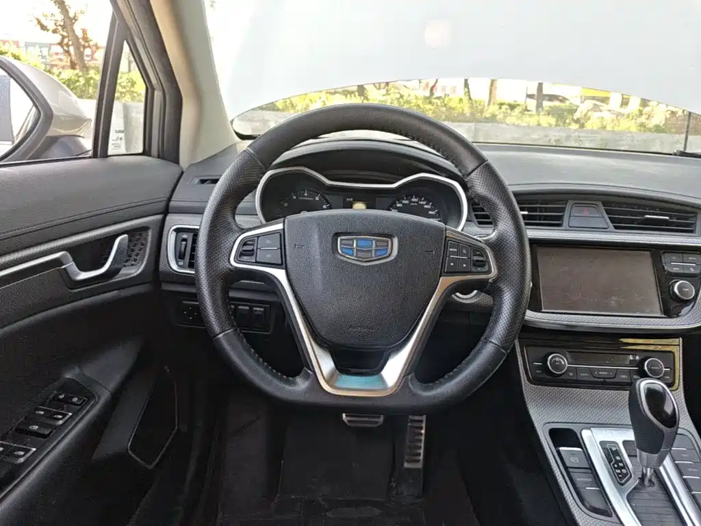 Geely Emgrand GS — миниатюра 11