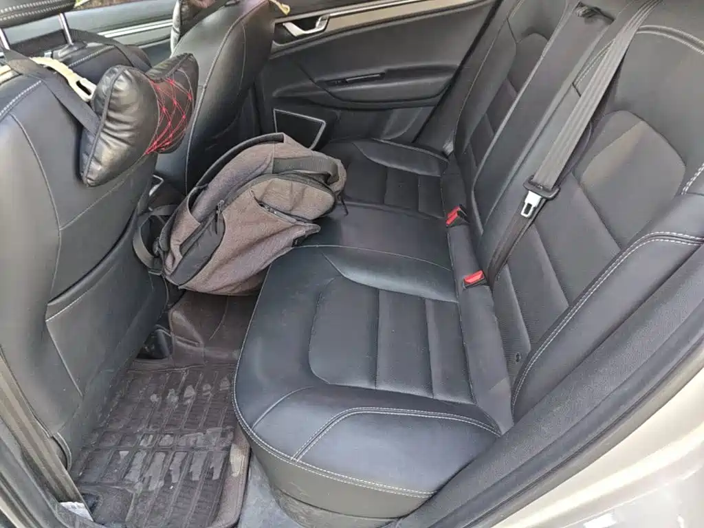 Geely Emgrand GS — миниатюра 17