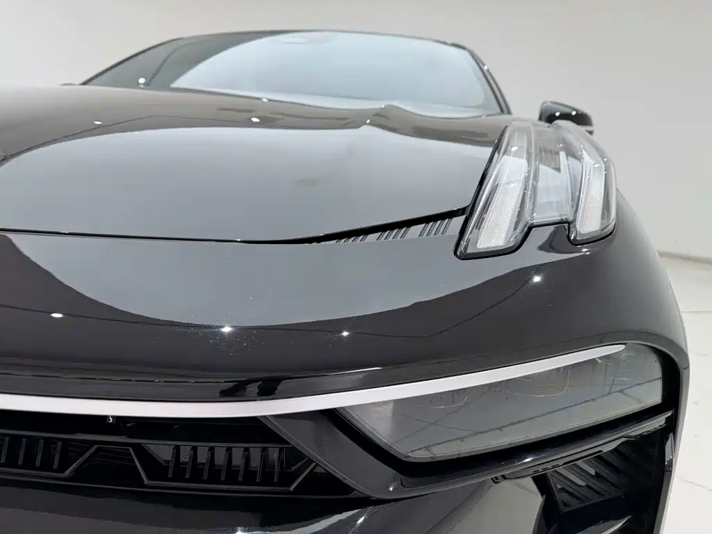 Lynk & Co 03 — миниатюра 9