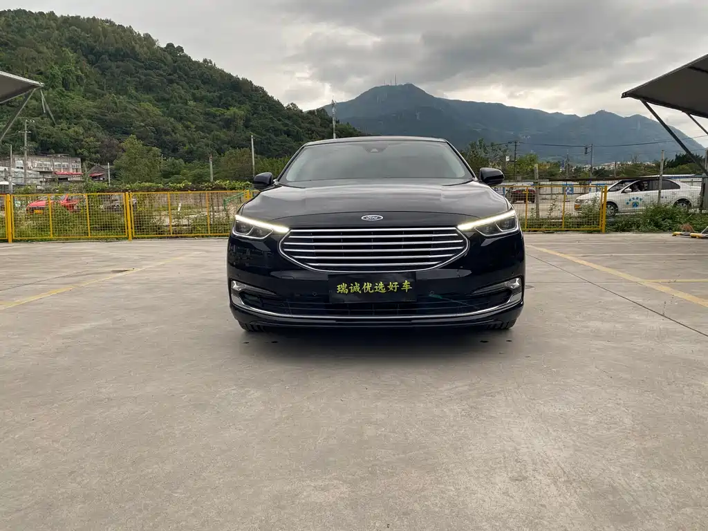 Ford Taurus — миниатюра 2