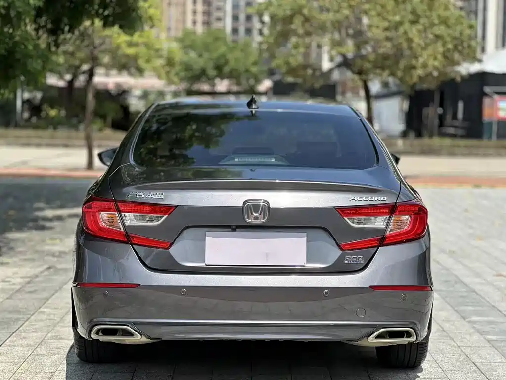 Honda Accord — миниатюра 8