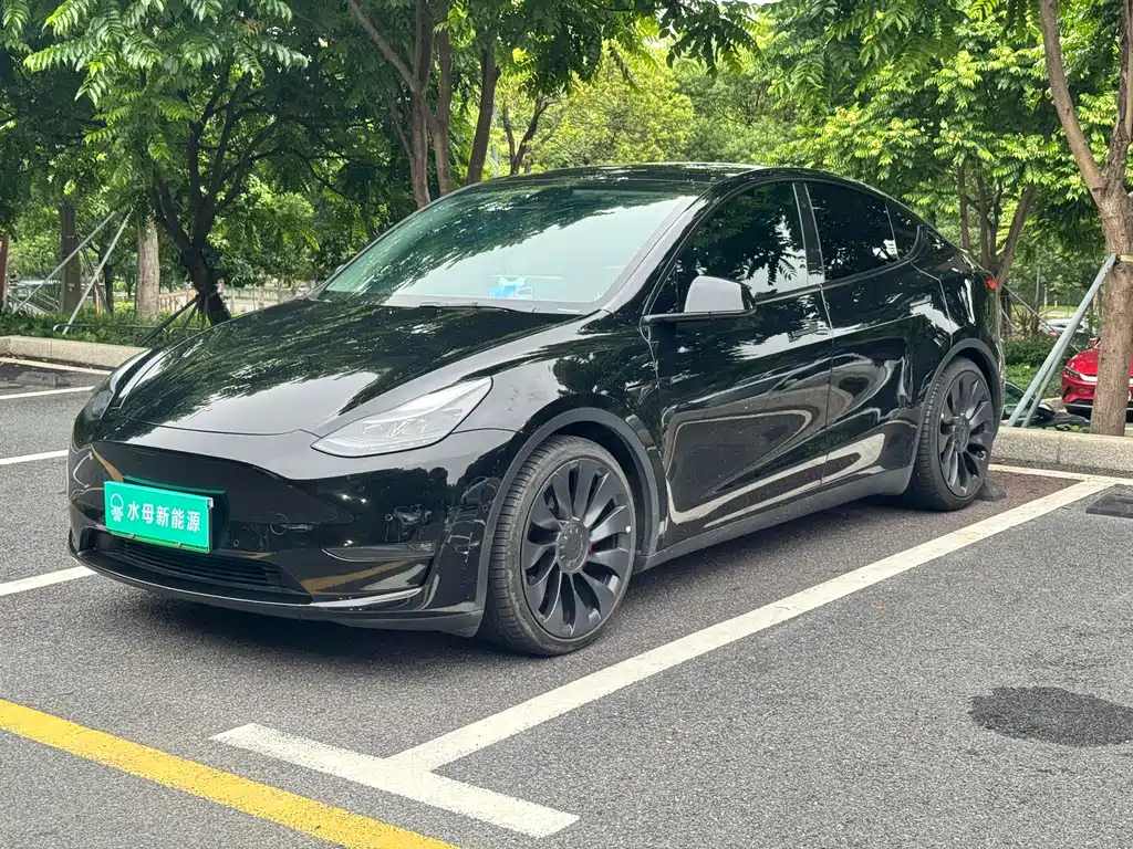 Tesla Model Y 2023