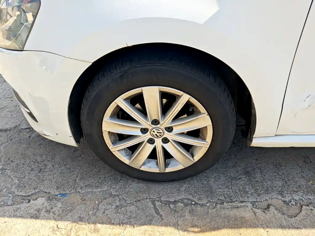 Volkswagen Polo — миниатюра 23