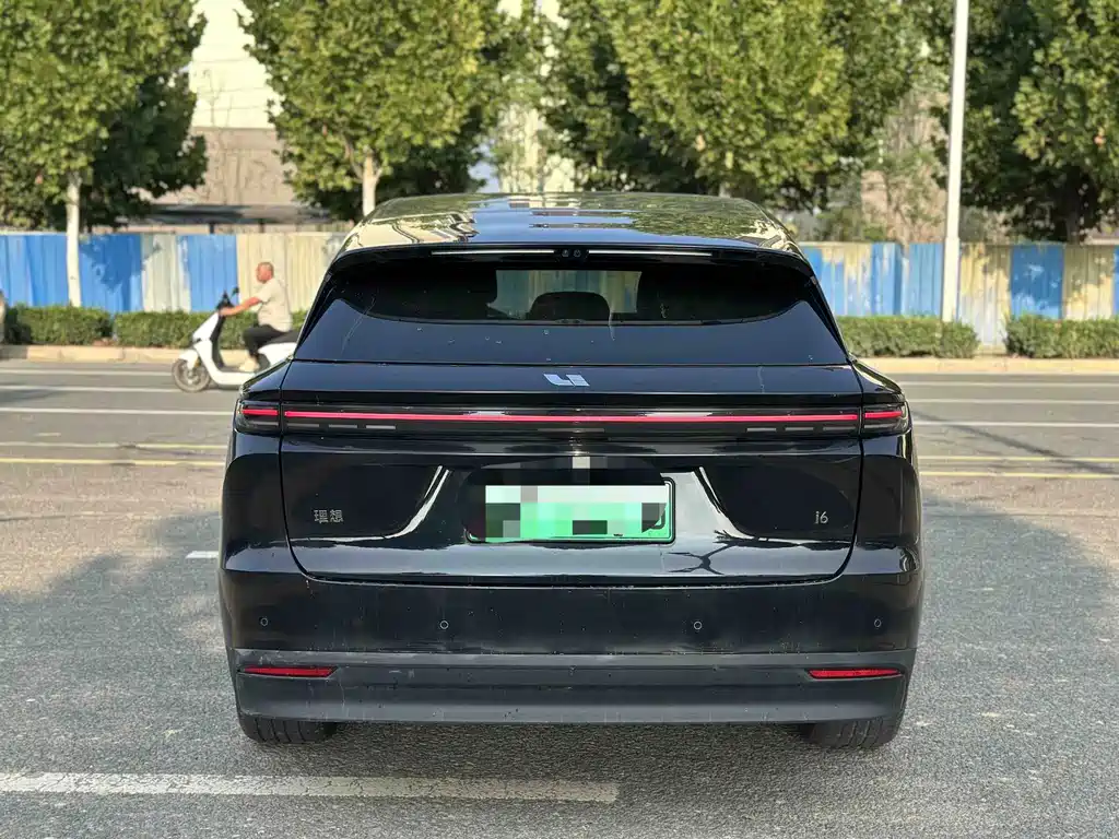 Li Auto Идеальный i6 — миниатюра 9