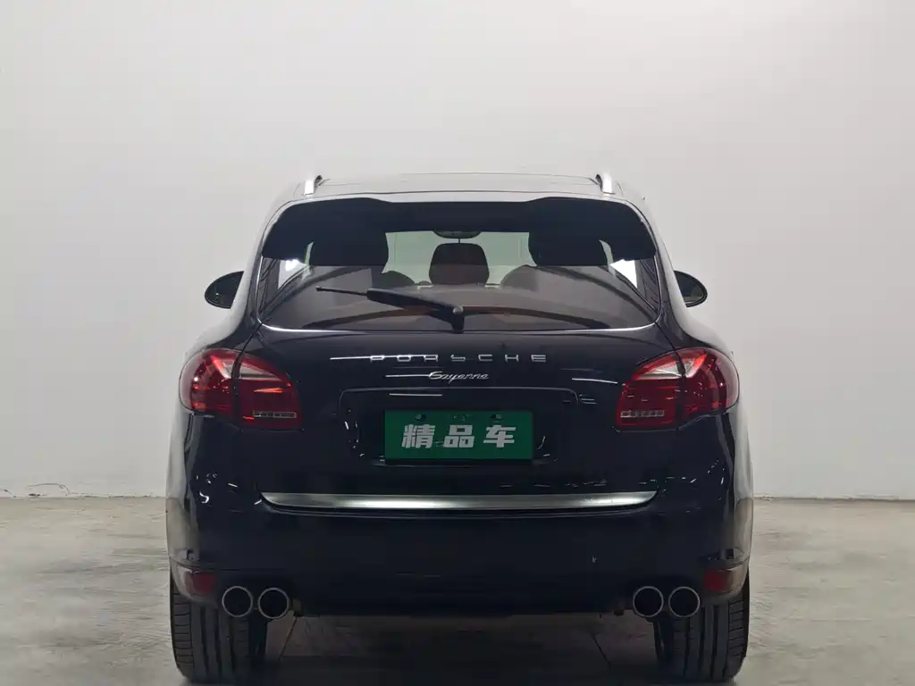 Porsche Cayenne — миниатюра 5