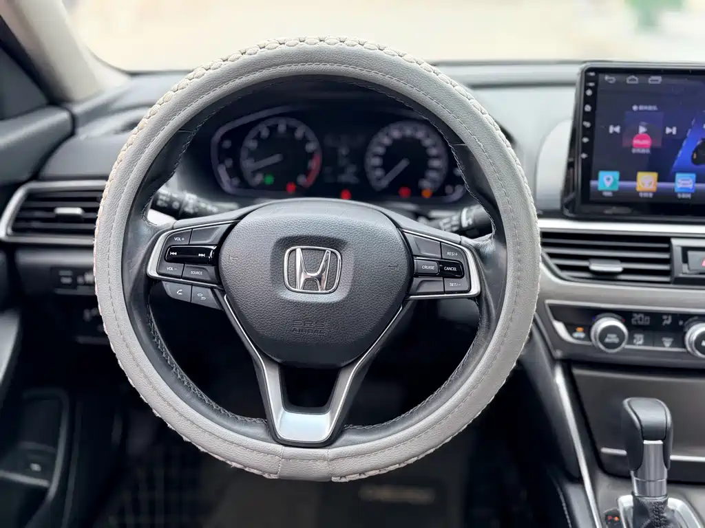 Honda Accord — миниатюра 10