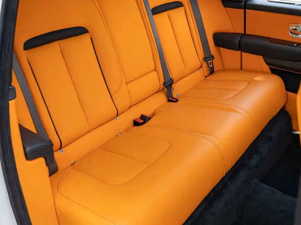 Rolls-Royce Cullinan — миниатюра 23