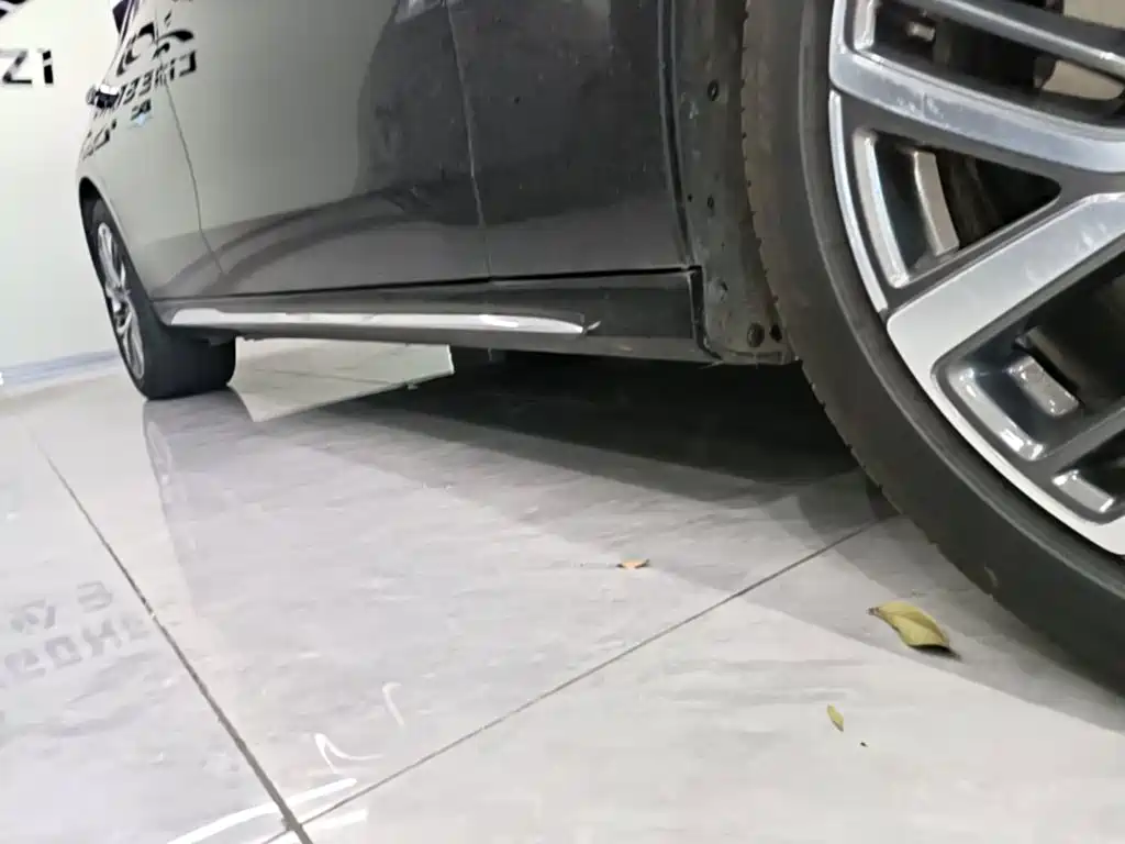 Mercedes-Benz E-Class — миниатюра 21