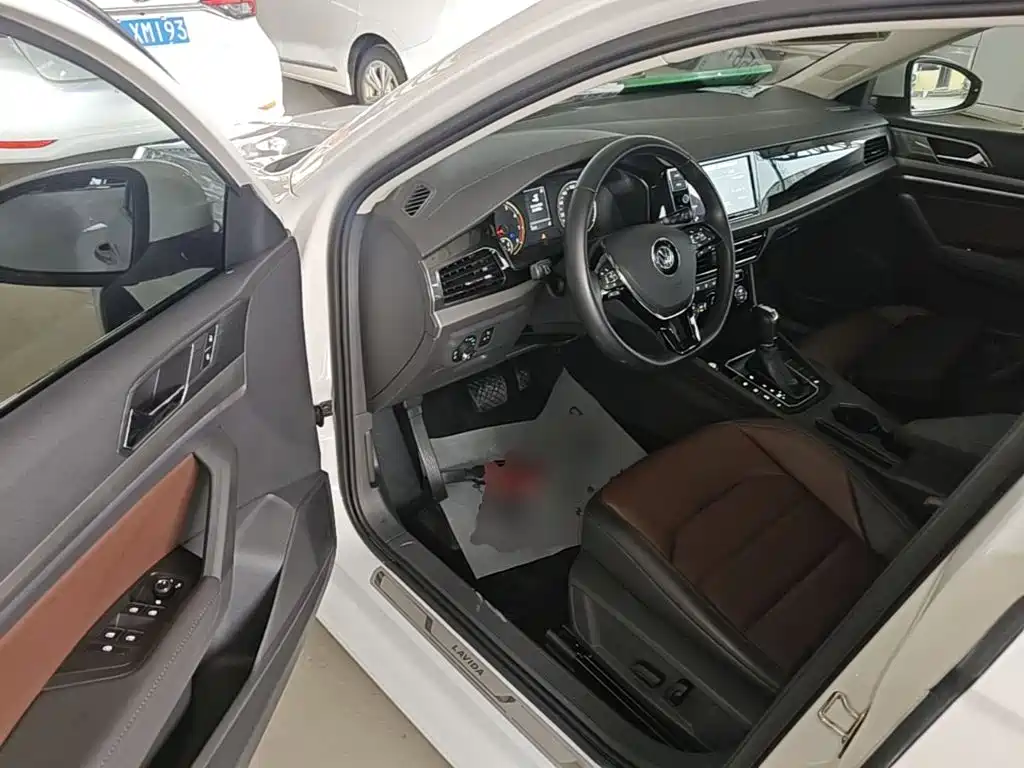 Volkswagen Lavida — миниатюра 16