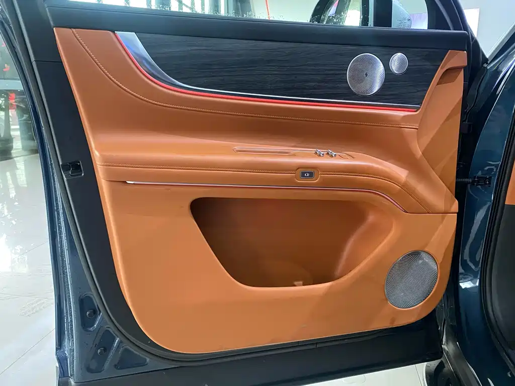 Aito M9 2024 Ultra 42kWh 6 мест