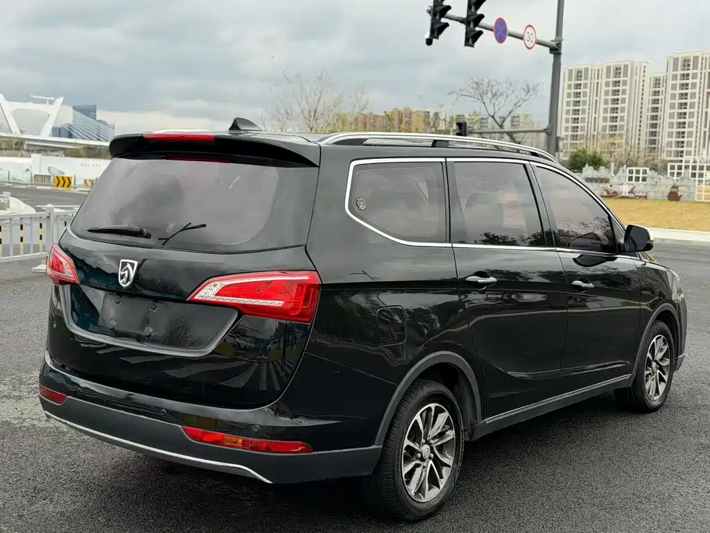 BAOJUN 730