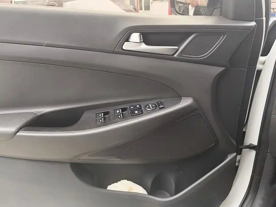 Hyundai Tucson — миниатюра 7