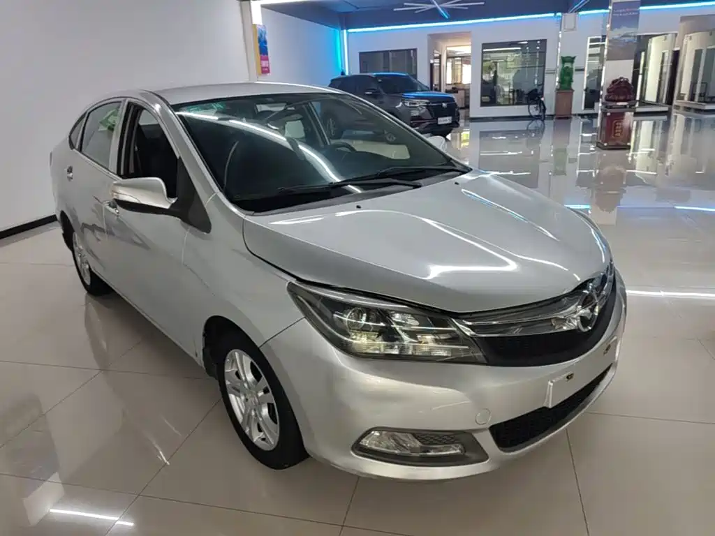 Haima Haima M3 — миниатюра 4