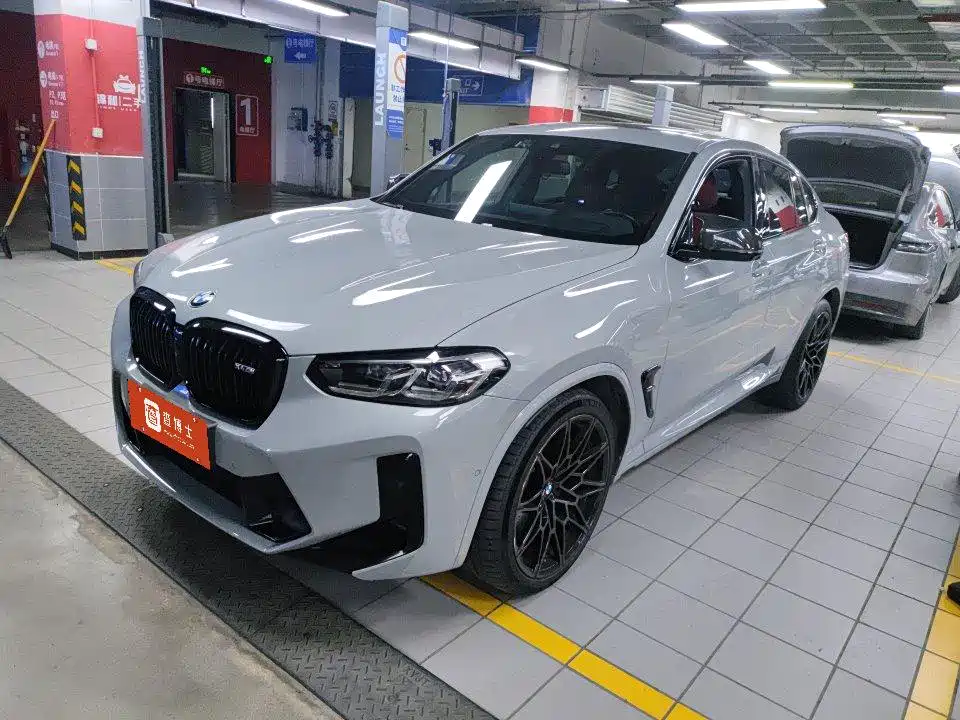 Купить BMW X4 M