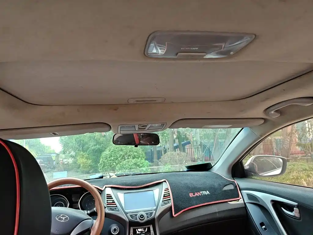 Hyundai Elantra Langdong — миниатюра 9