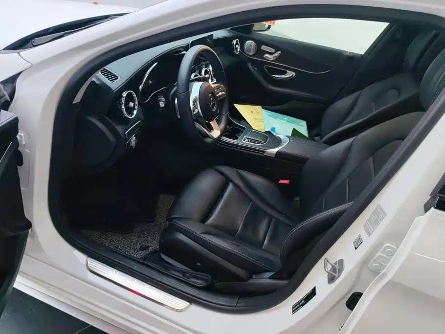 Mercedes-Benz C-Class — миниатюра 9