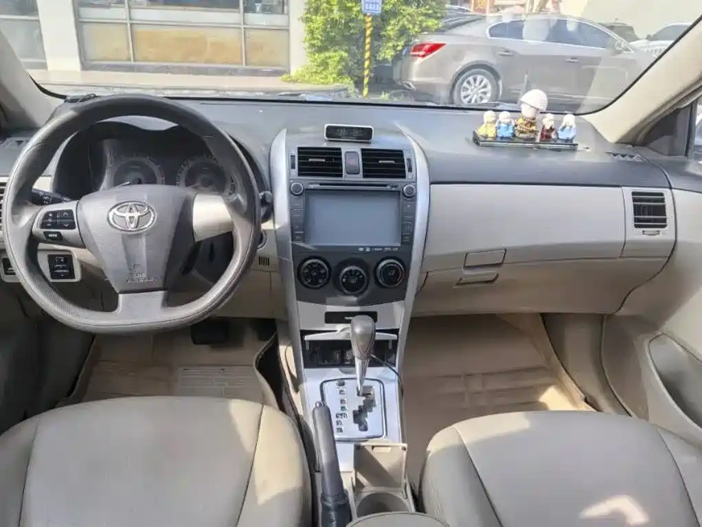 Toyota Corolla — миниатюра 6