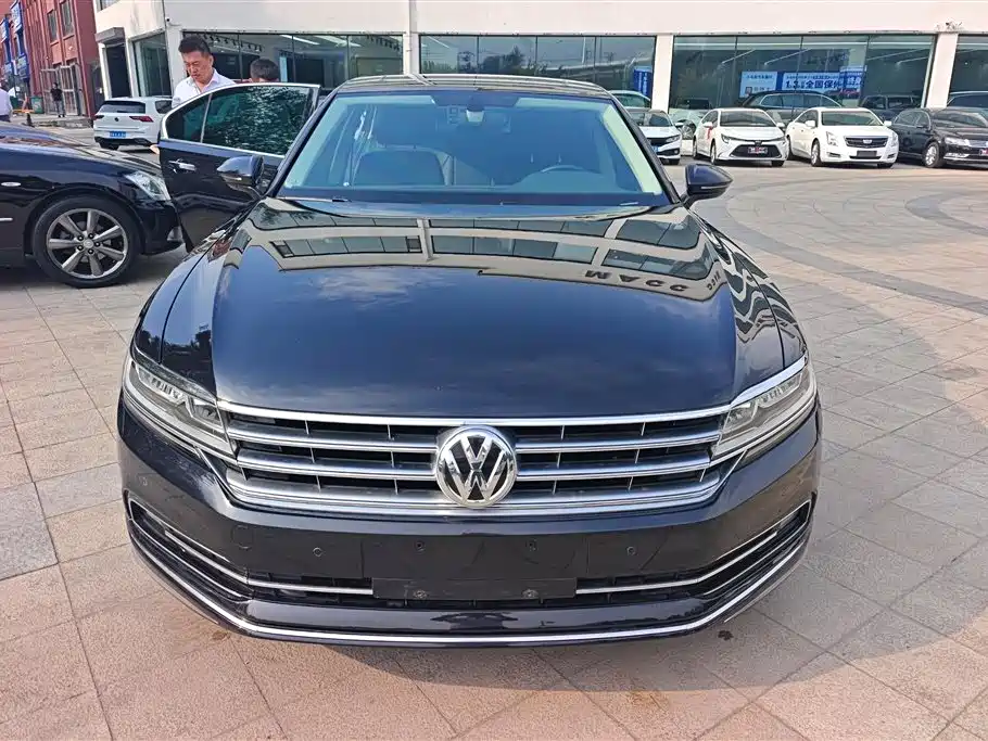 VOLKSWAGEN HUIANG