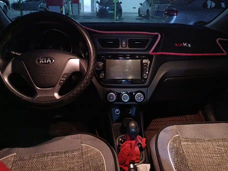 Kia K2 — миниатюра 11