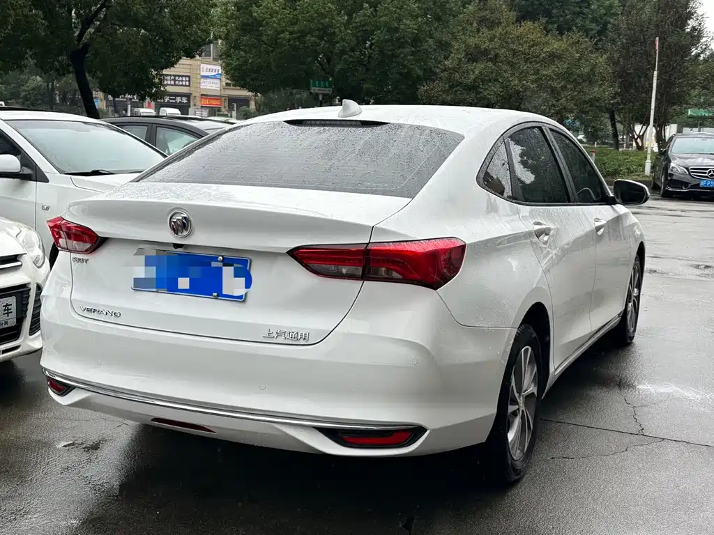 Buick Verano — миниатюра 6