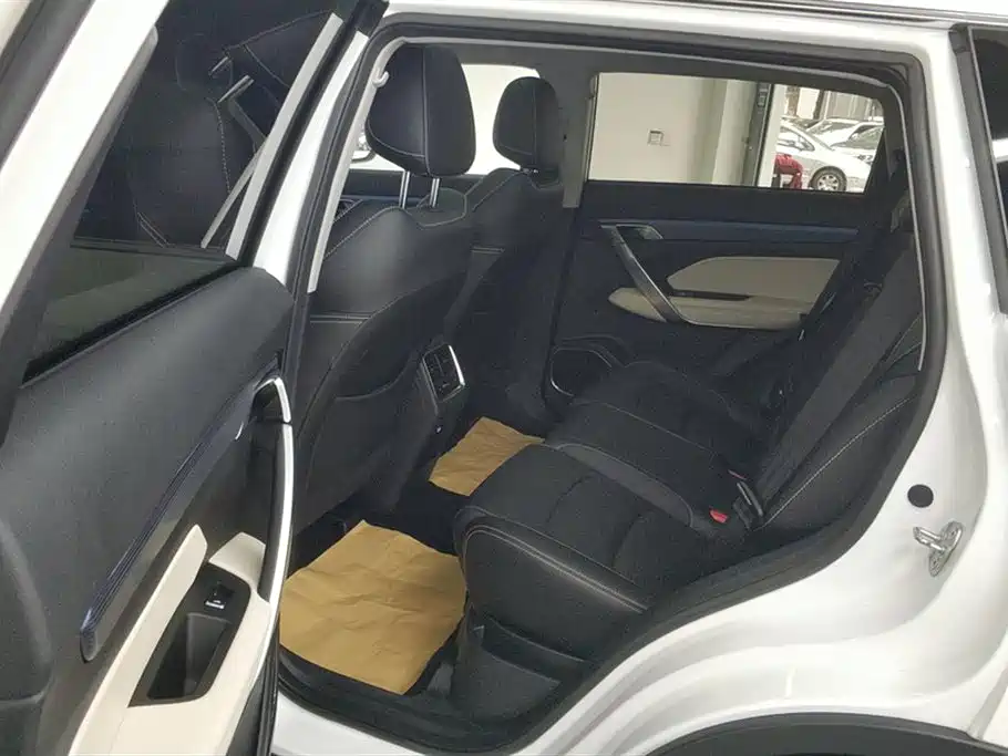 GEELY AUTOMOBILE BOYUE