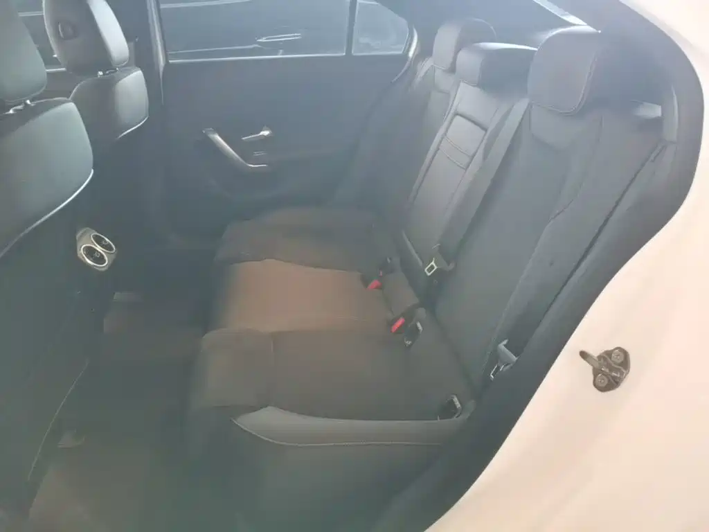 Mercedes-Benz A-Class — миниатюра 17