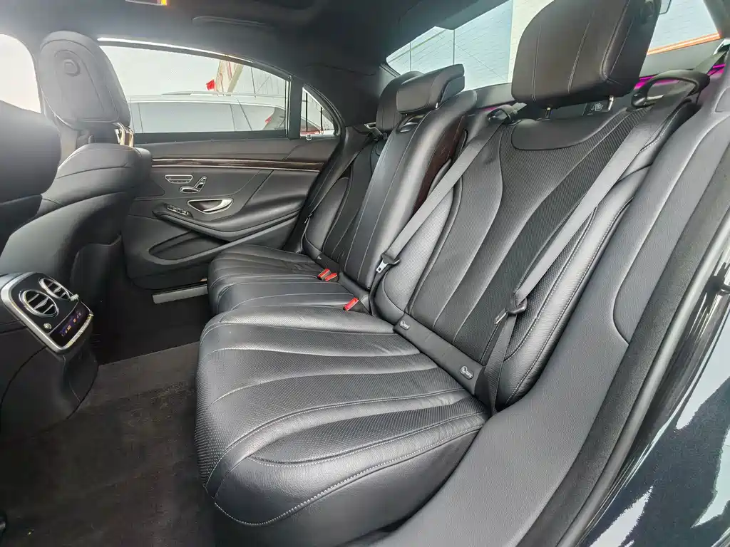 Mercedes-Benz S-Class — миниатюра 10