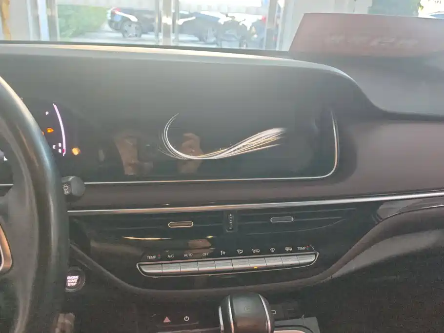 GAC Motor Trumpchi M6 — миниатюра 10